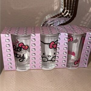 Hello Kitty Pink Shot Glass Set